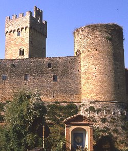  Castello di Staggia