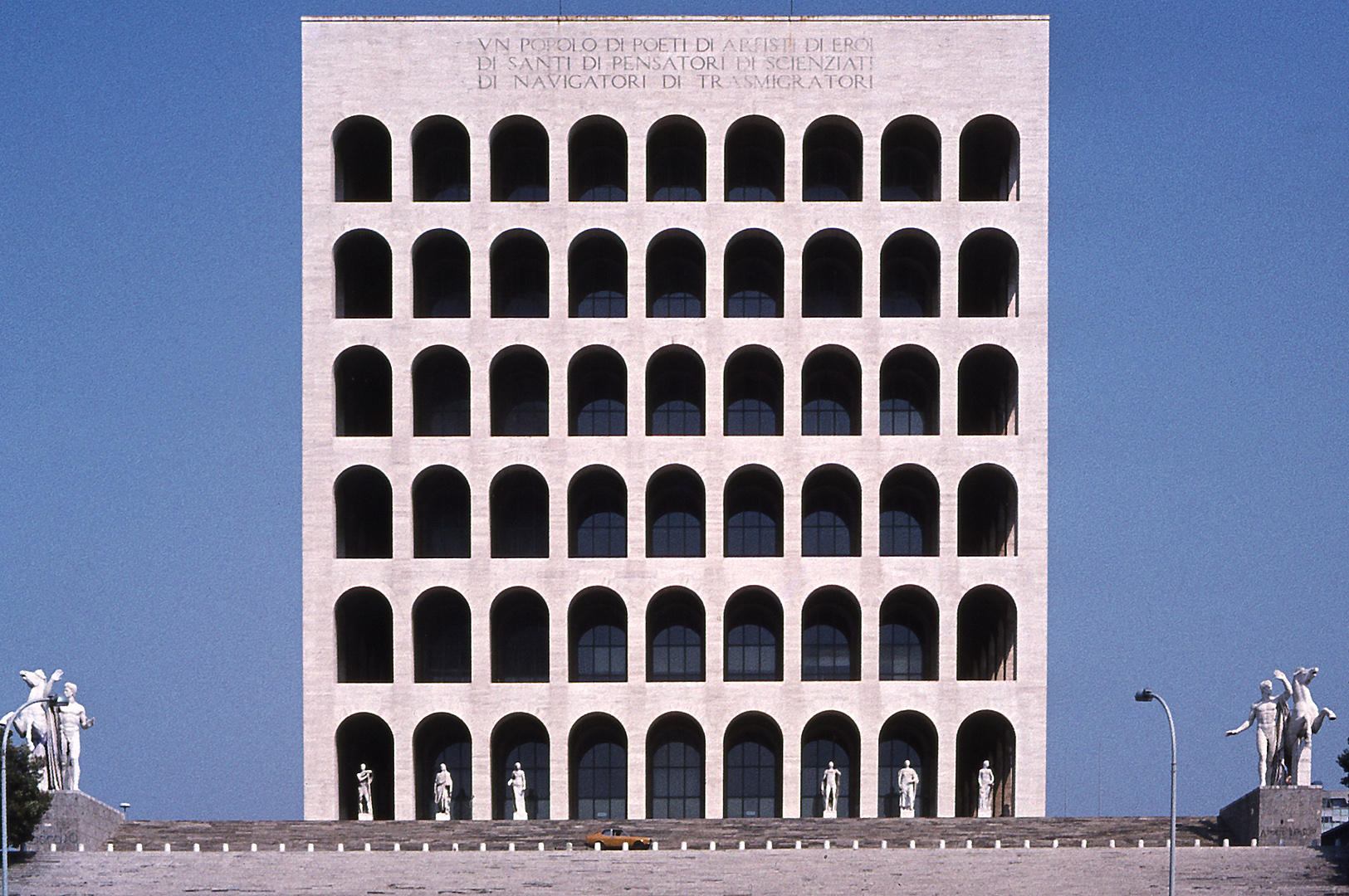 Paleis der Arbeidscultuur (Rome); Palazzo della Civilt del Lavoro