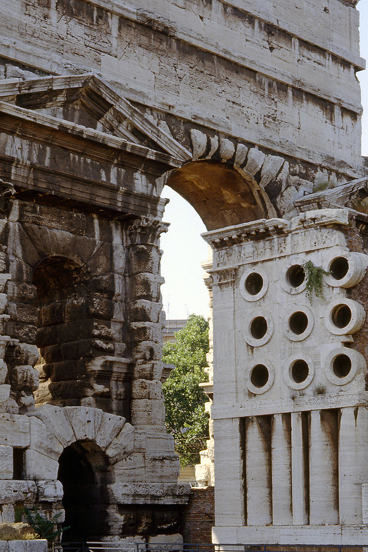 Porta Maggiore (Rome, Itali), Porta Maggiore (Rome, Italy)