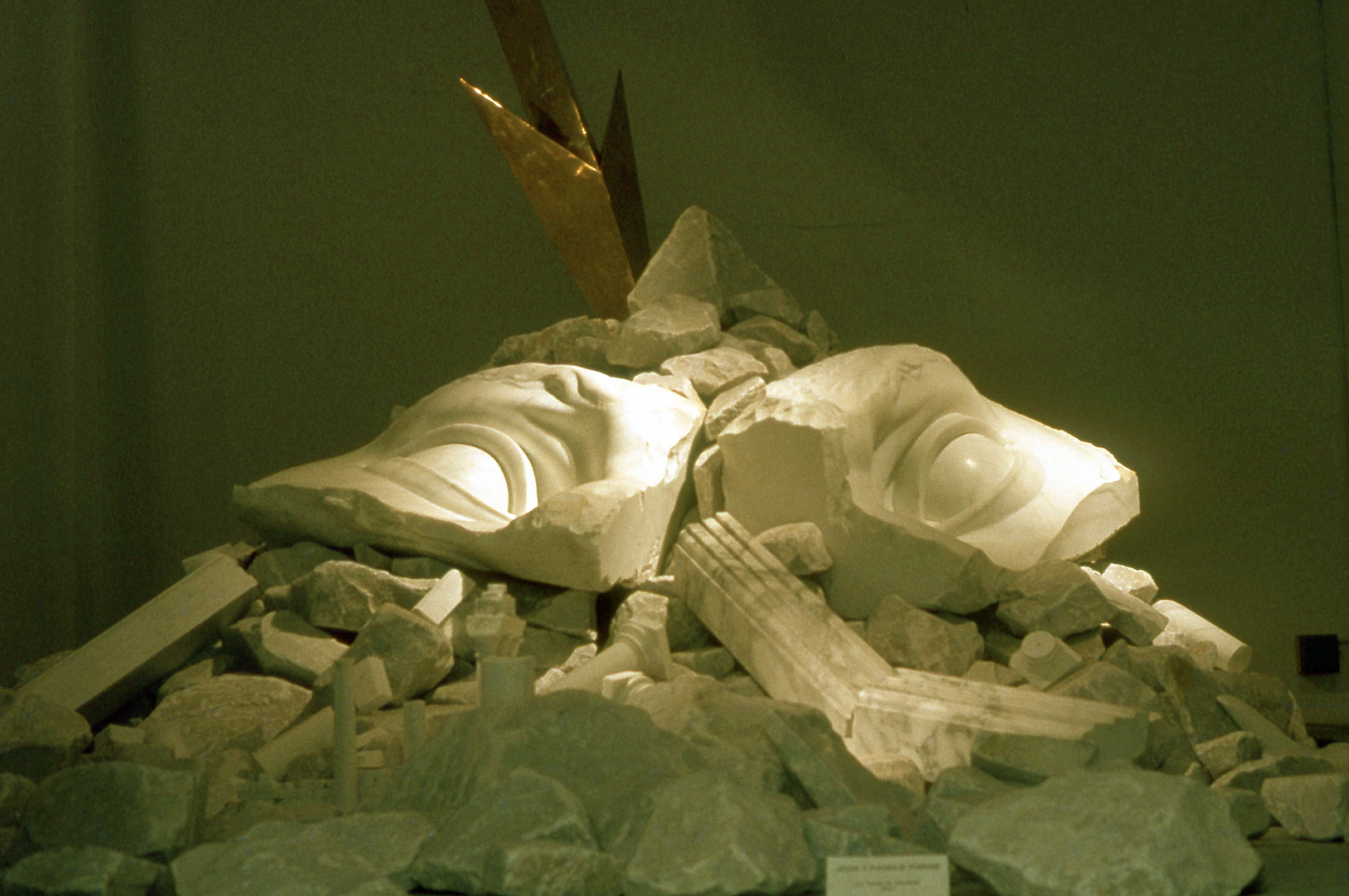 Sculptuur op de Biennale 1984 (Veneti, Itali), Sculpture on the Biennale 1984 (Venice, Italy)