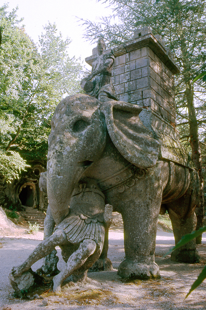 Tuinen van Bomarzo (Lazio, Itali), Gardens of Bomarzo (Lazio, Italy)