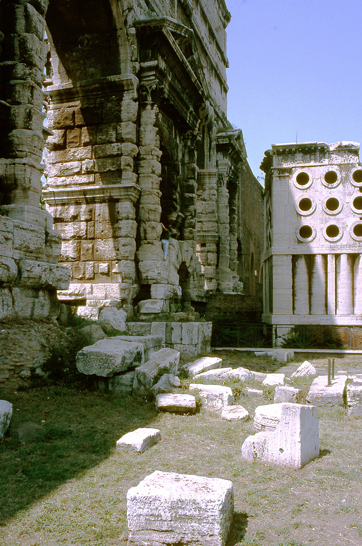 Porta Maggiore (Rome, Itali), Porta Maggiore (Rome, Italy)