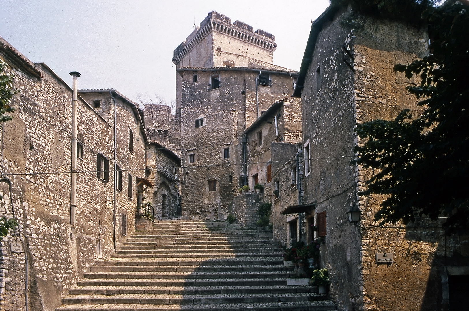 Sermoneta (Lazio, Itali); Sermoneta (Lazio, Italy)