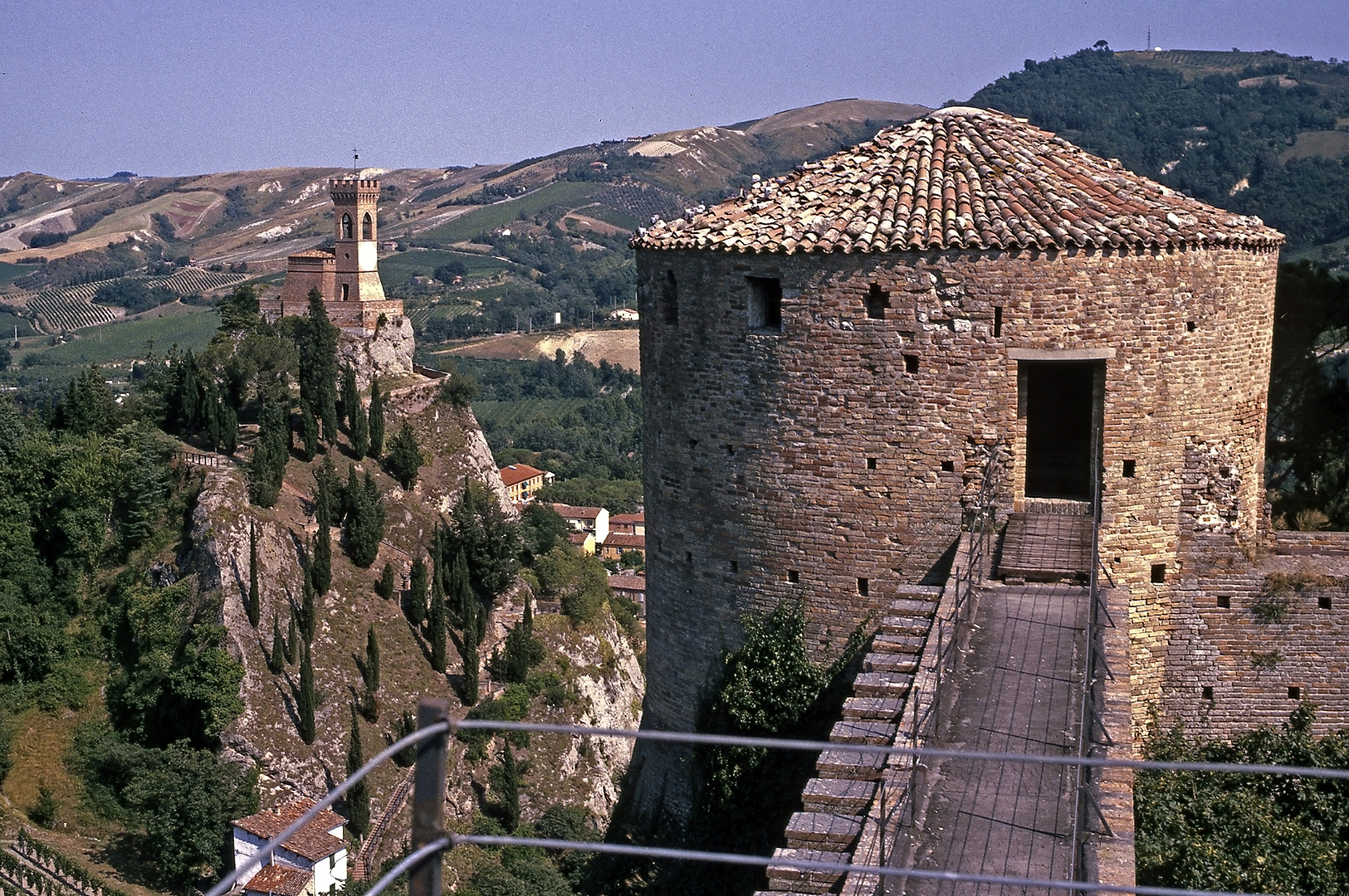 Kasteel van Brisighella (Emilia-Romagna, Itali); Brisighella castle (Emilia-Romagna, Italy)