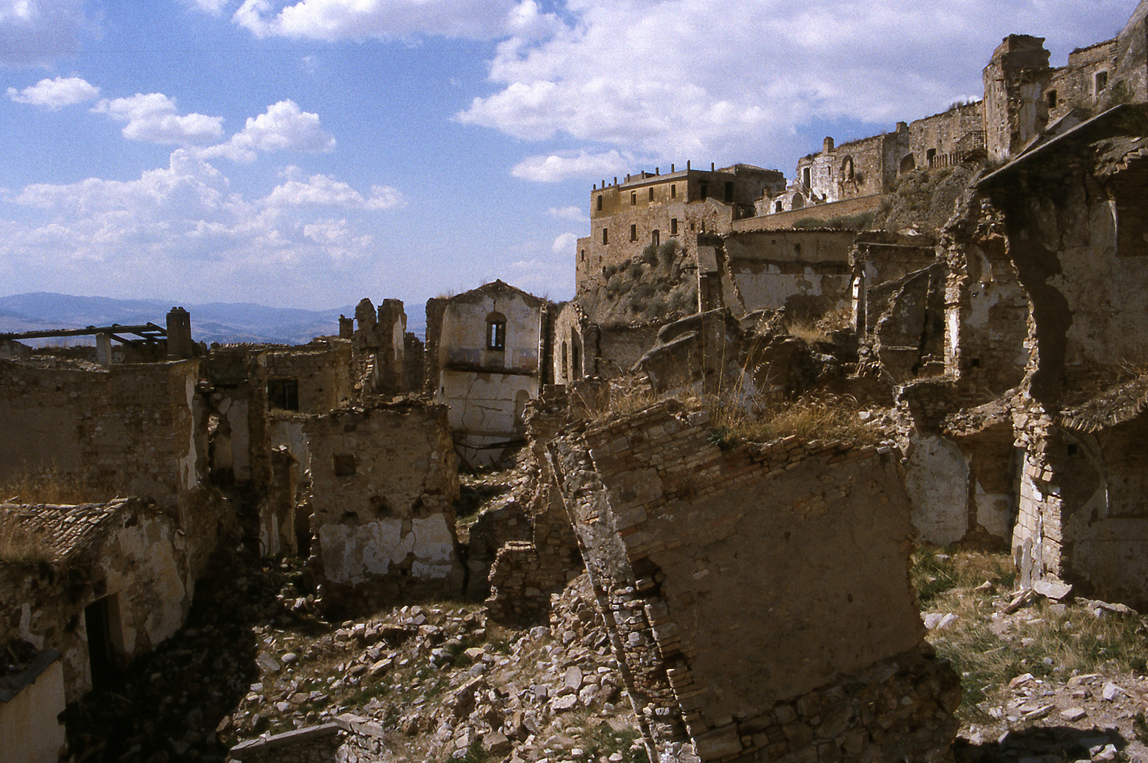 Ruines van Craco (MT, Basilicata, Italië), Ruins of Craco (MT, Basilicata, Italy)