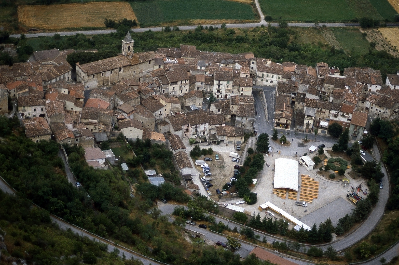 Fossa (Abruzzen, Itali); Fossa (Abruzzo, Italy)