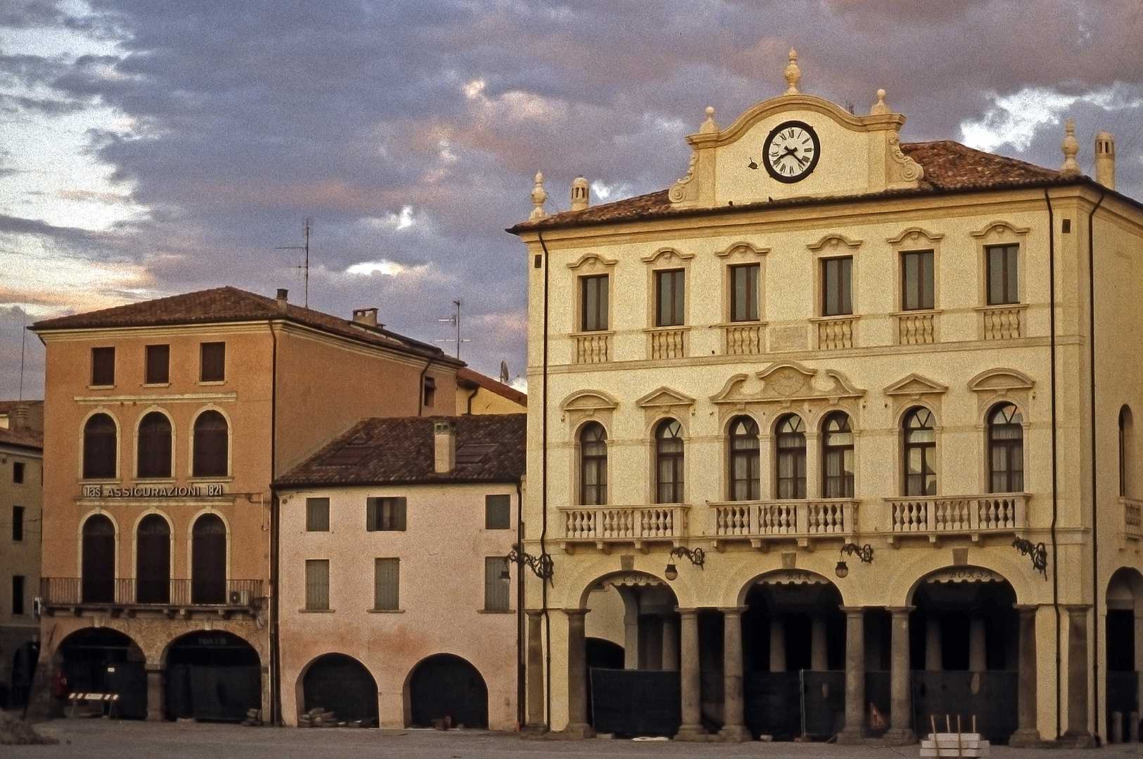 Piazza Maggiore, Este (Veneto, Italië); Piazza Maggiore, Este (Veneto, Italy)