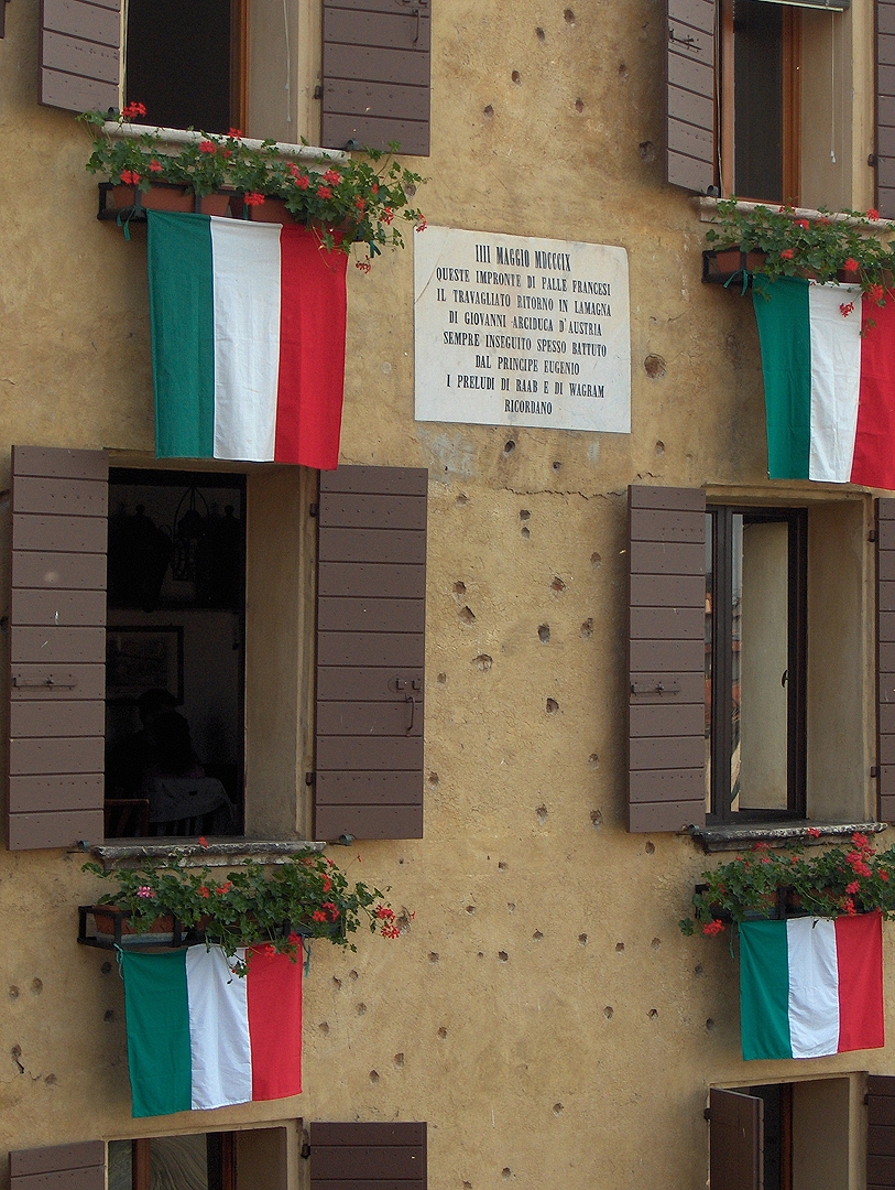 Kogelgaten (Bassano del Grappa, Itali), Bullet holes (Bassano del Grappa, Italy)