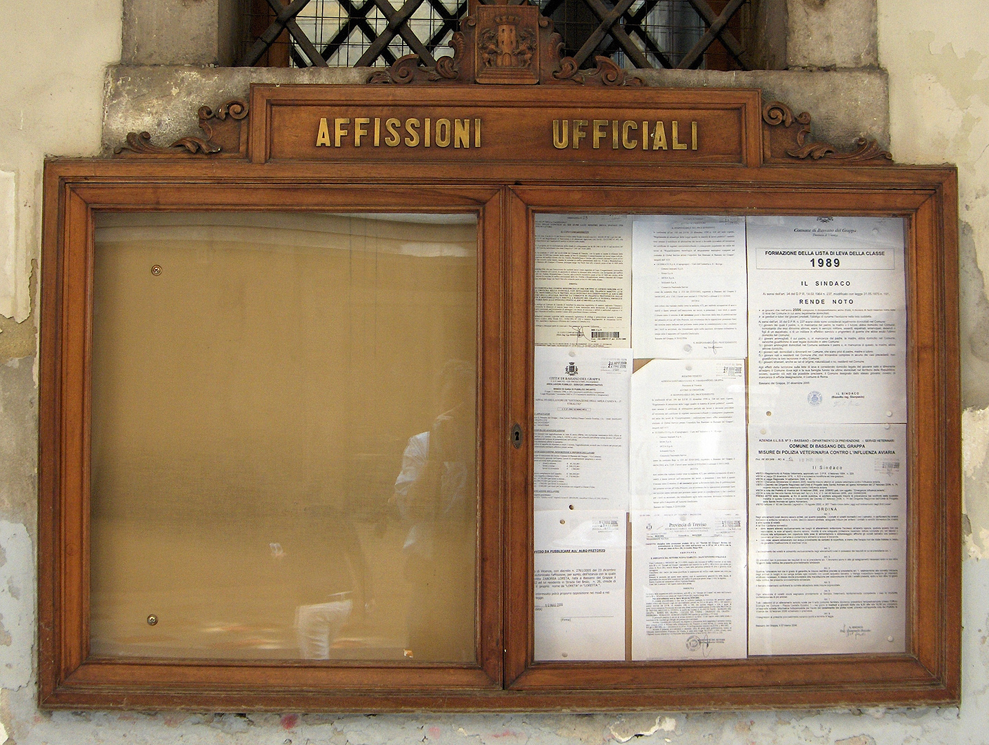 Affisioni ufficiali (Bassano del Grappa, Itali), Affisioni ufficiali (Bassano del Grappa, Italy)