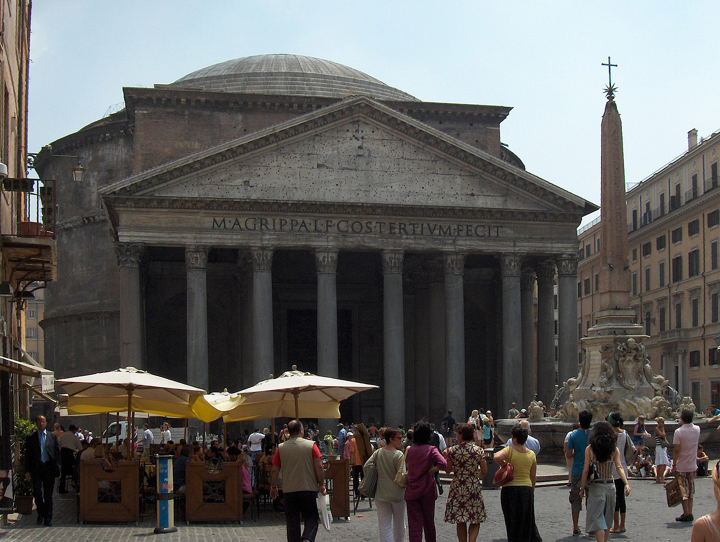 Pantheon (Rome), Pantheon