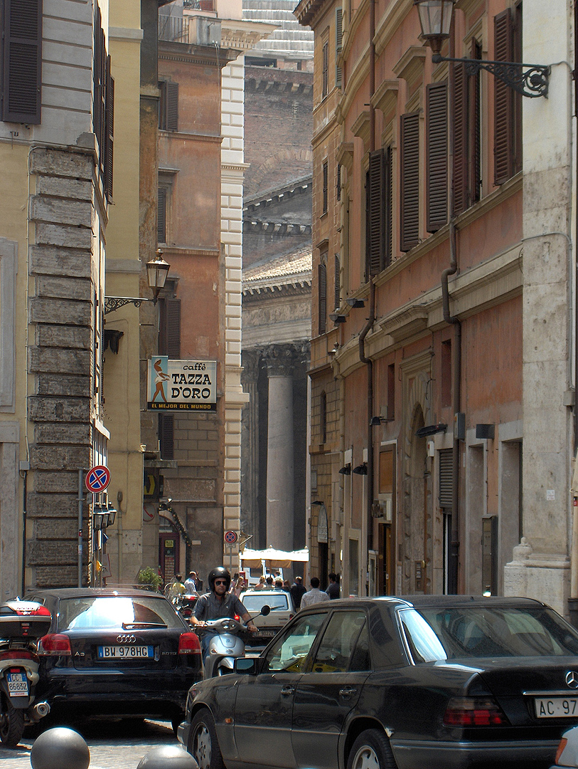Via degli Orfani (Rome, Itali); Via degli Orfani (Rome, Italy)