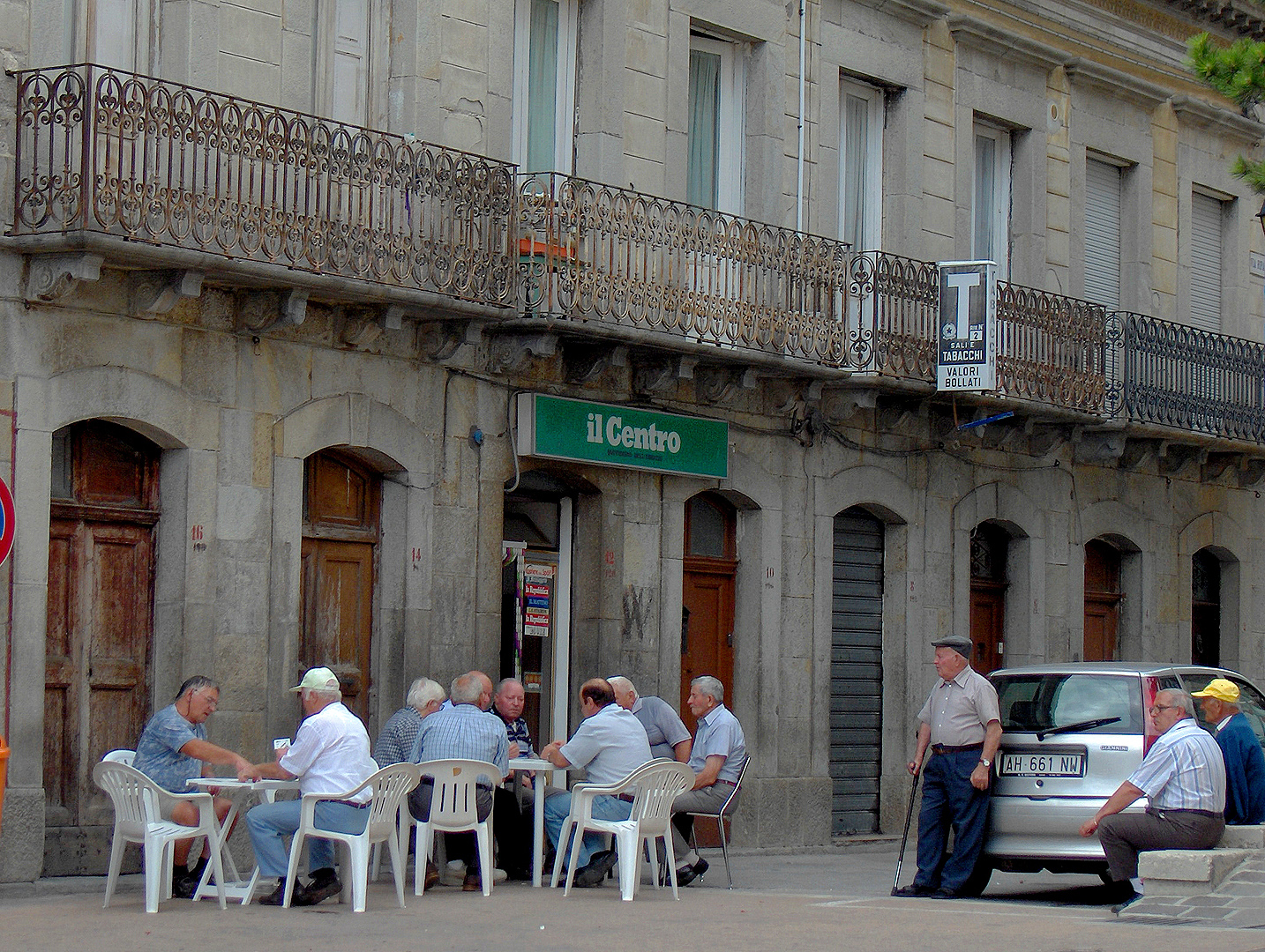 Oudere mannen kaarten (Abruzzen); Elderly men playing cards (Abruzzo)