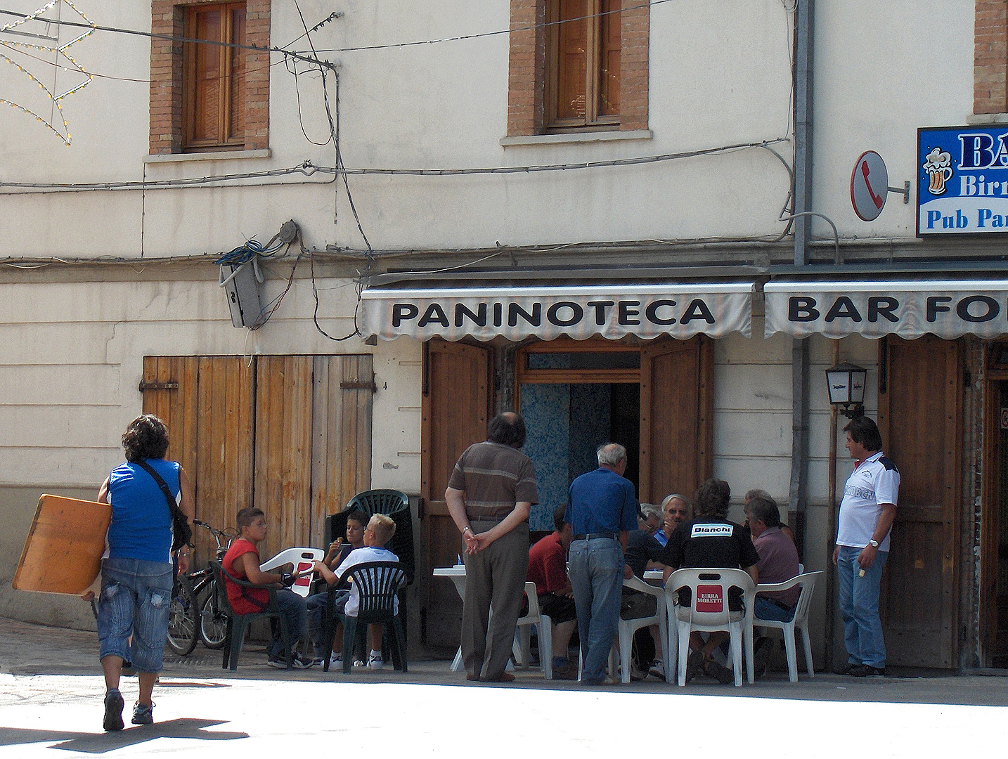 Bar in Colledimezzo (Abruzzen, Itali), Bar in Colledimezzo ( Abruzzo, Italy)