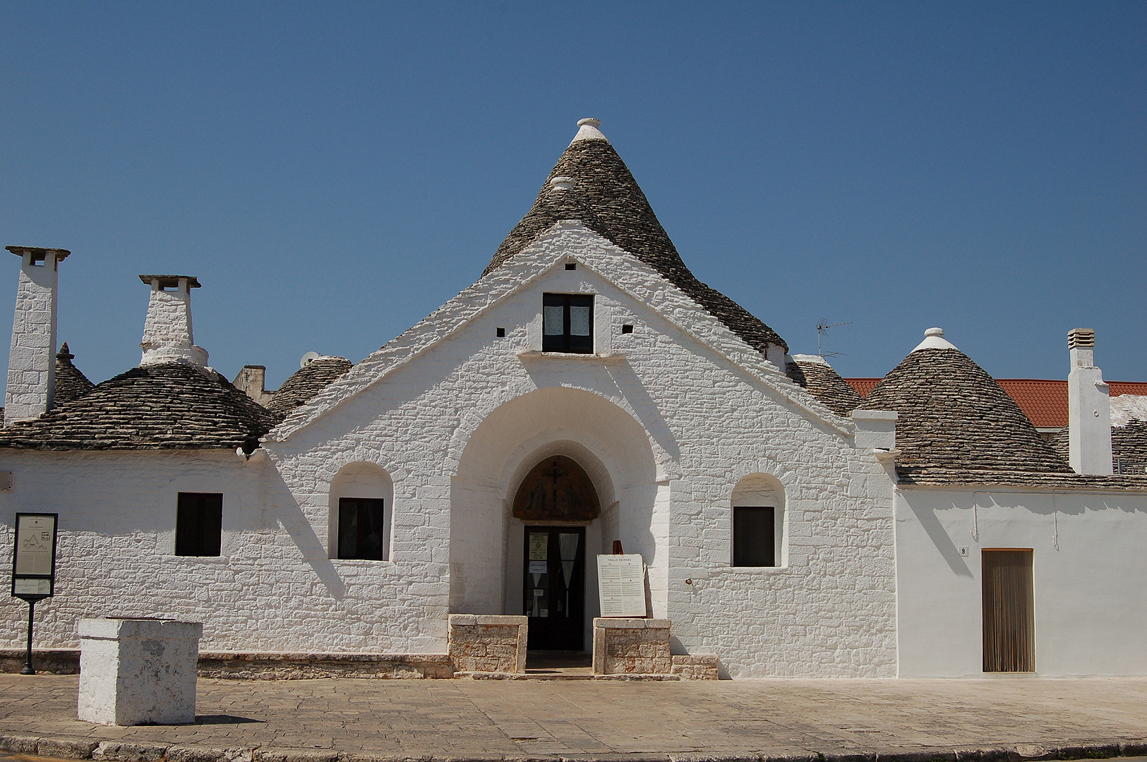 Trullo Sovrano in Alberobello (Apuli, Itali), Trullo Sovrano in Alberobello (Apulia, Italy)