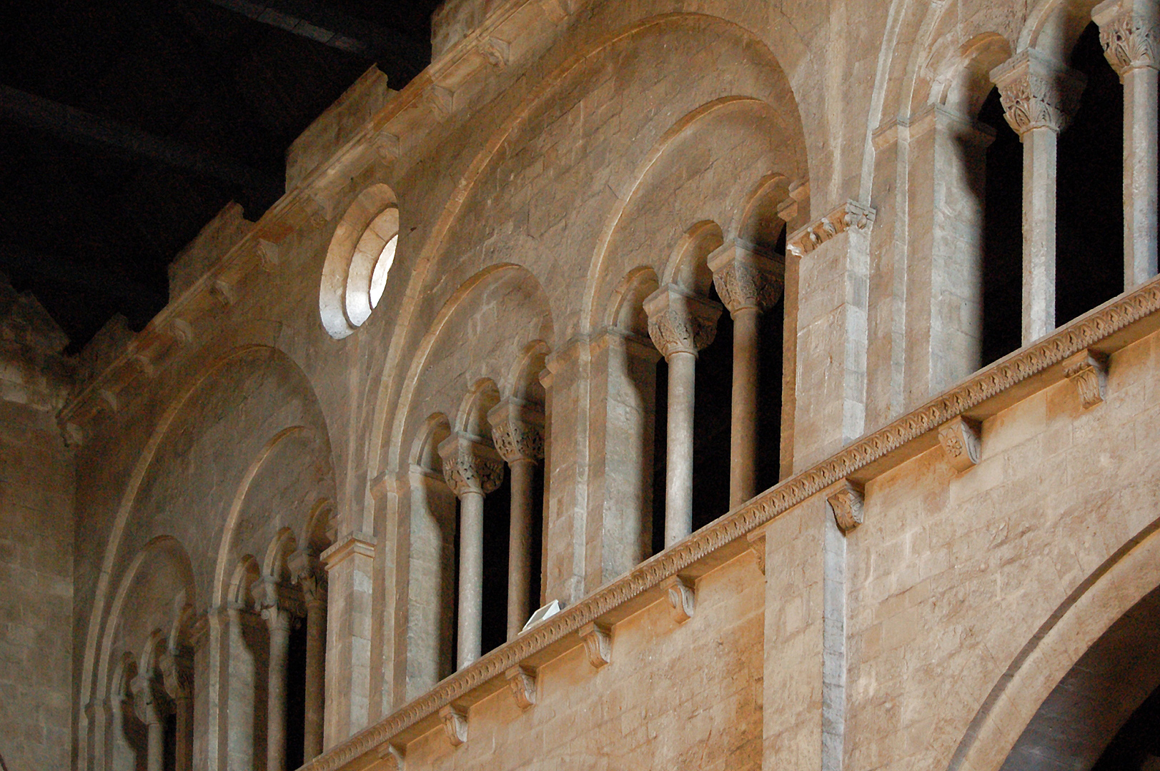 Kathedraal van Conversano (Apuli, Itali); Conversano Cathedral (Apulia, Italy)