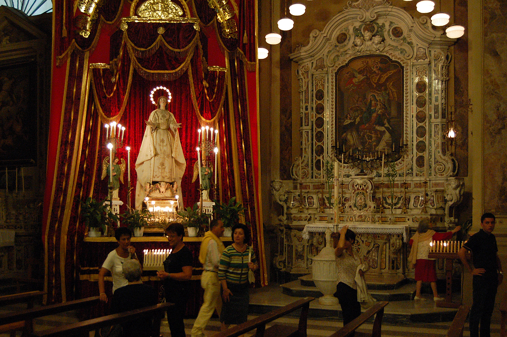 Chiesa Madre (Locorotondo, Apuli, Itali), Chiesa Madre (Locorotondo, Apulia, Italy)