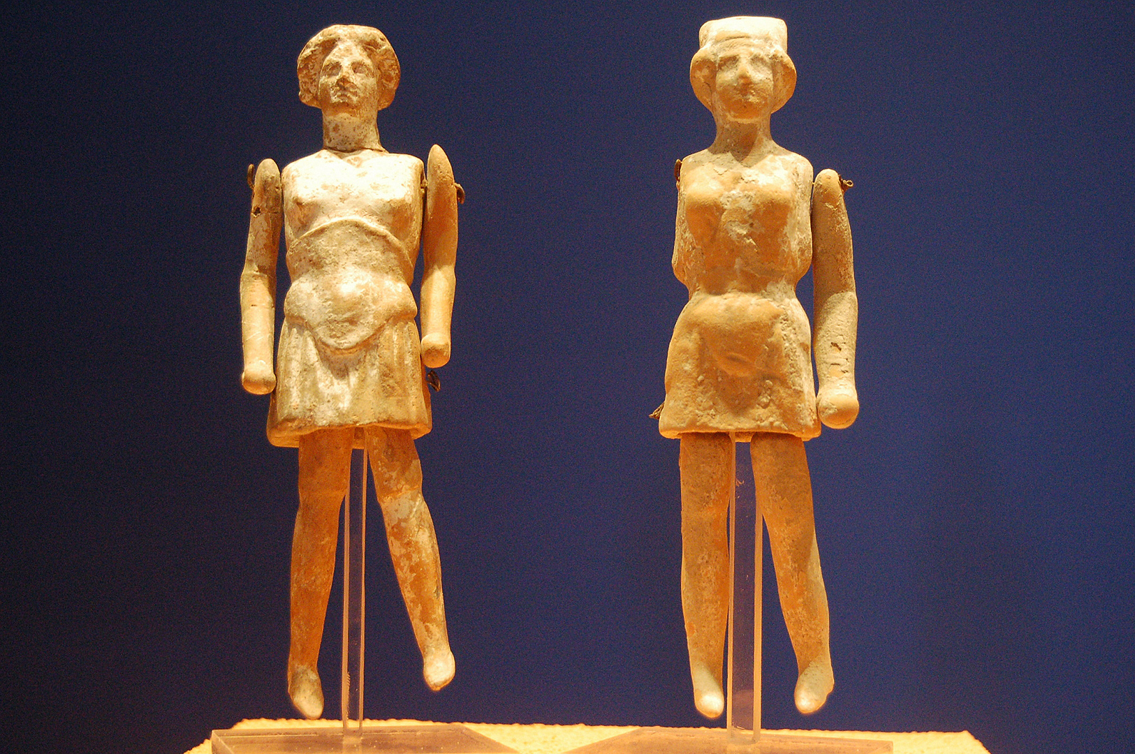 Antieke Griekse poppen (Apuli, Itali), Ancient Greek dolls (Apulia, Italy)