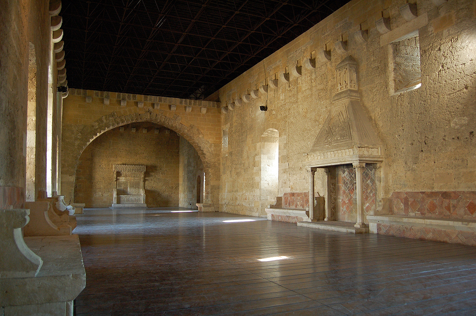 Kasteel van Gioia del Colle (Apulië, Italië); Castle of Gioia del Colle (Apulia, Italy)