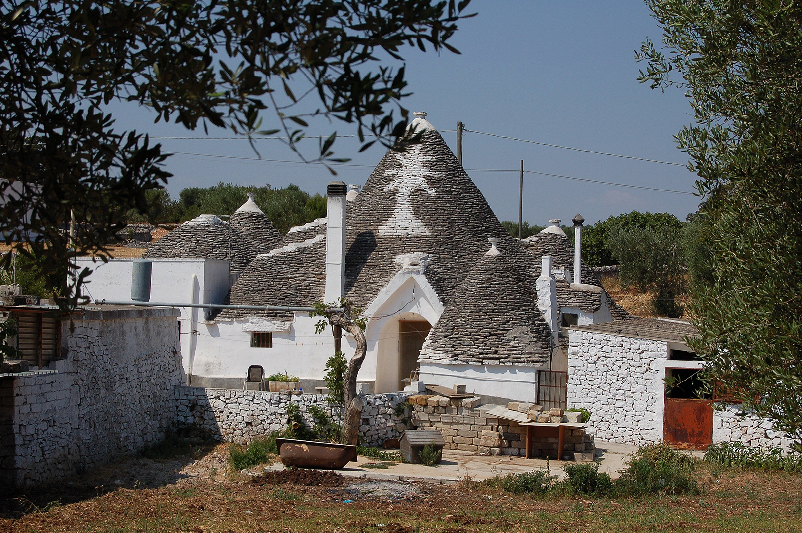 Trullo bij Alberobello (Apuli, Itali); Trullo near Alberobello (Apulia, Italy)