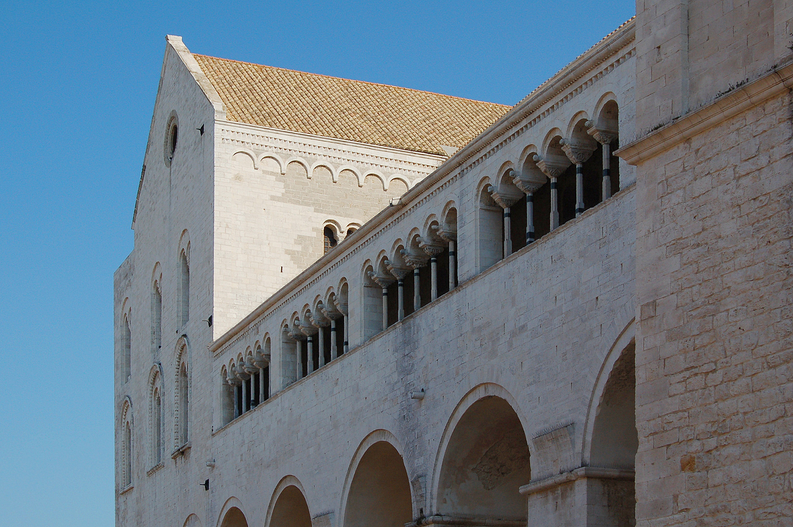 Basilica di San Nicola (Bari, Apuli, Itali), Basilica di San Nicola (Apulia, Italy)