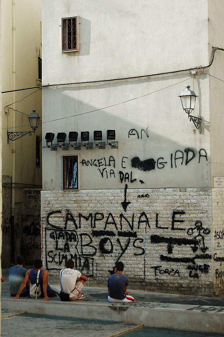 Graffiti (Bari, Apulië, Italië), Graffiti (Bari, Apulia, Italy)