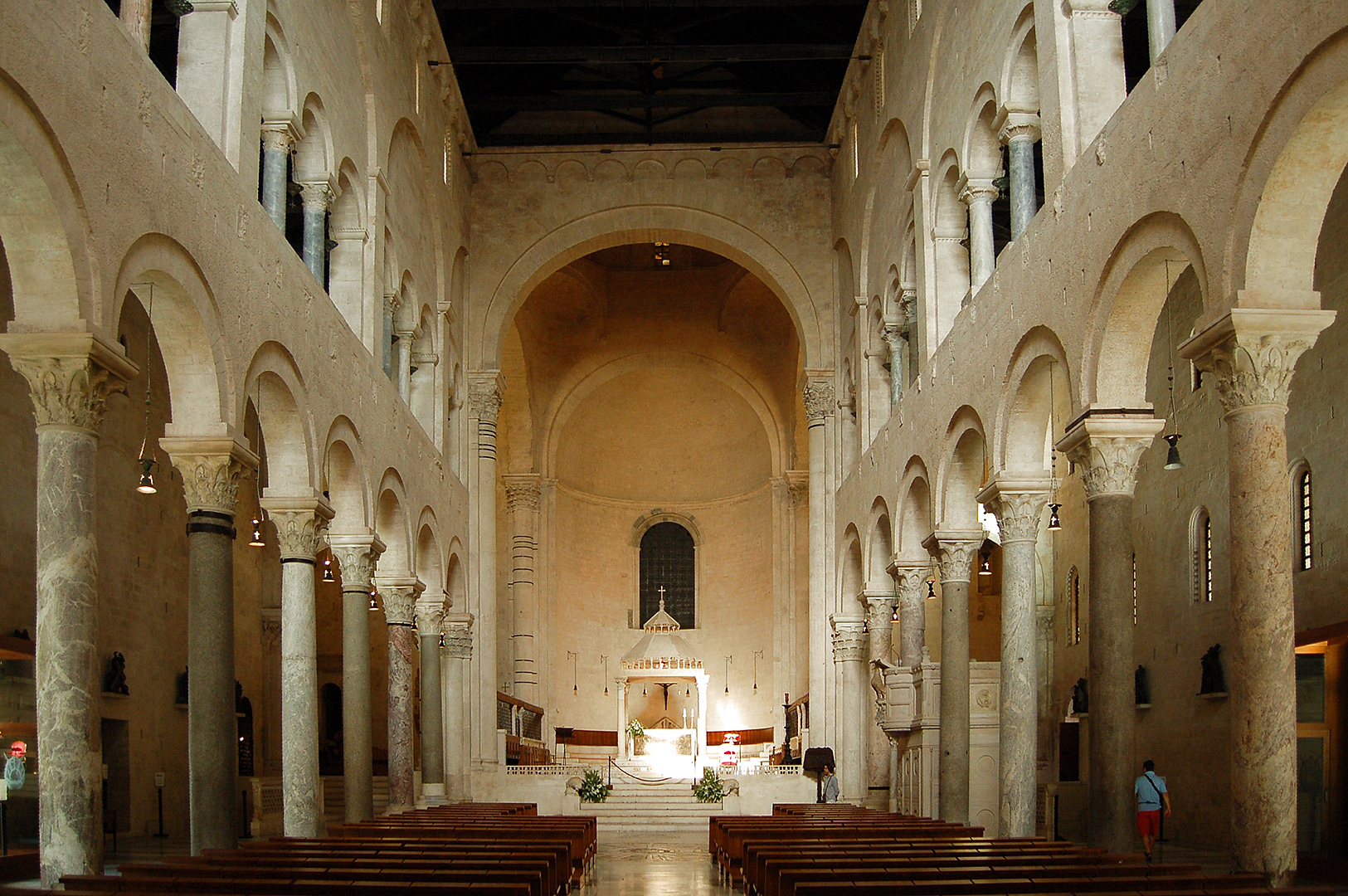 Kathedraal van Bari (Apuli, Itali), Bari Cathedral (Apulia, Italy)