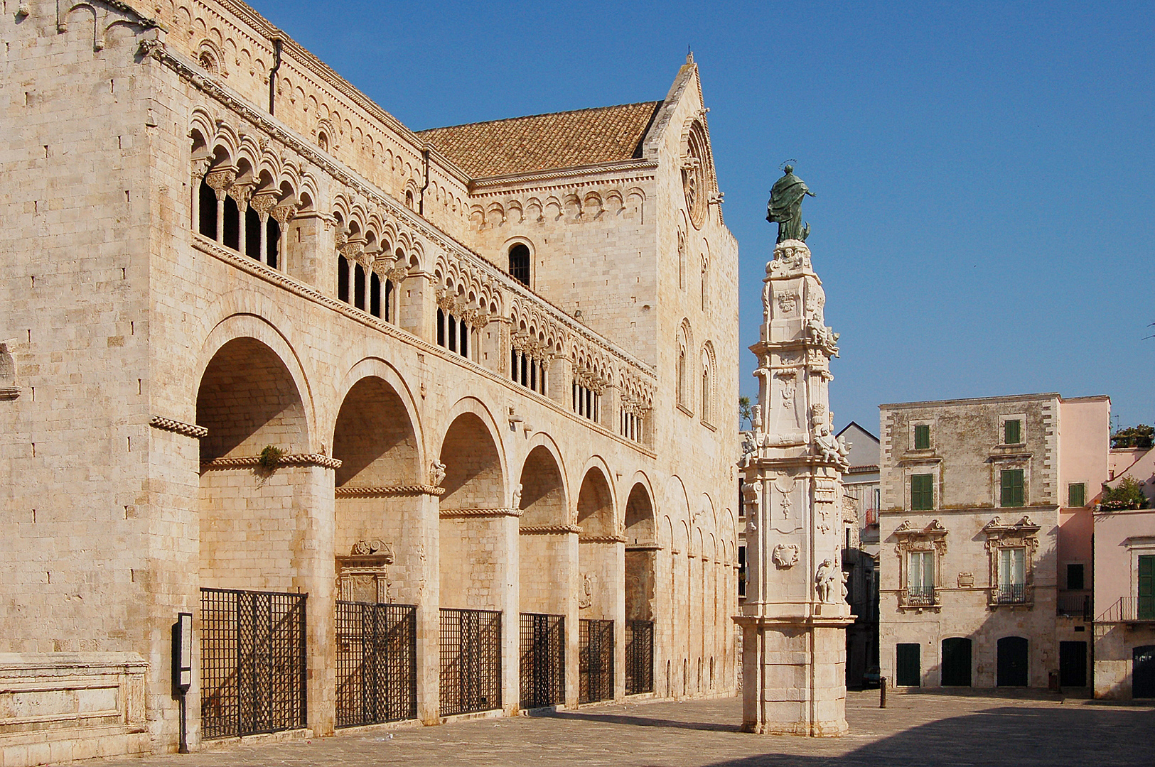 Kathedraal Bitonto (Apuli, Itali); Cathedral Bitonto (Apulia, Italy)