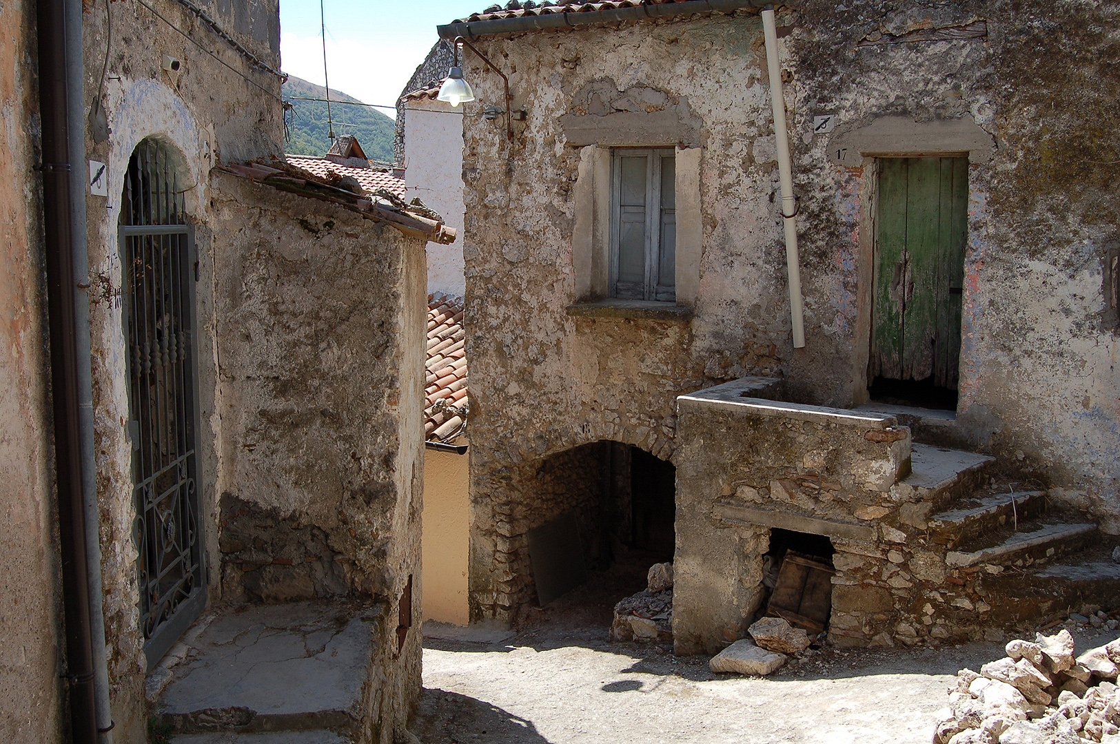 Straatje in Vairano Patenora, Campani, Itali, Street in Vairano Patenora, Campania, Italy