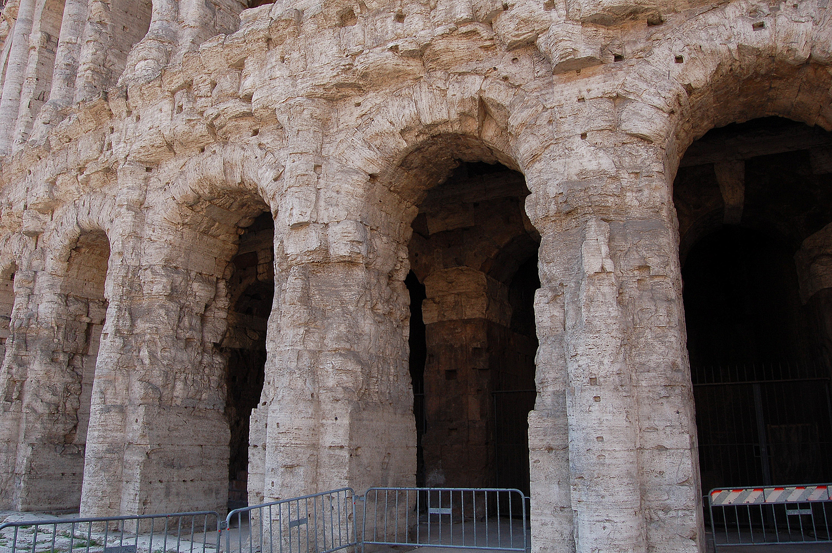 Theater van Marcellus (Rome, Itali); Theatre of Marcellus (Rome, Italy)