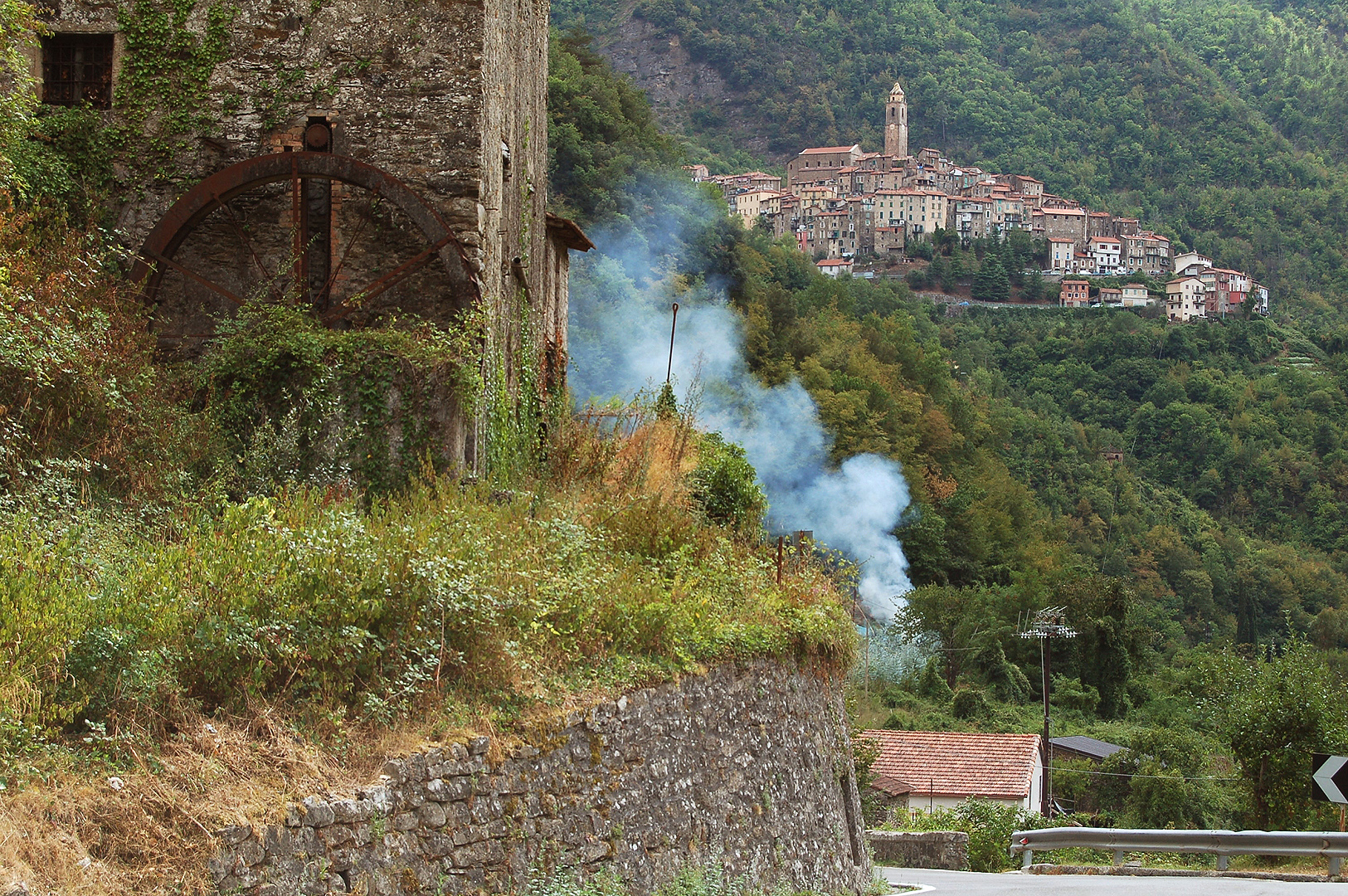 Castel Vittorio (IM, Liguri, Itali), Castel Vittorio (IM, Liguria, Italy)