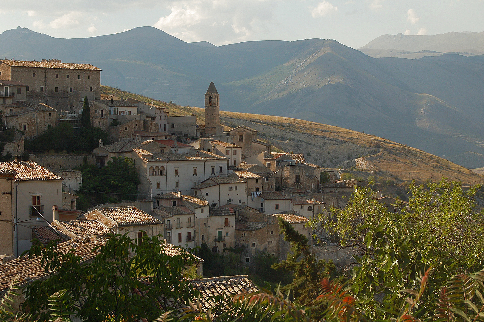 Capestrano (AQ, Abruzzen, Itali); Capestrano (AQ, Abruzzo, Italy)