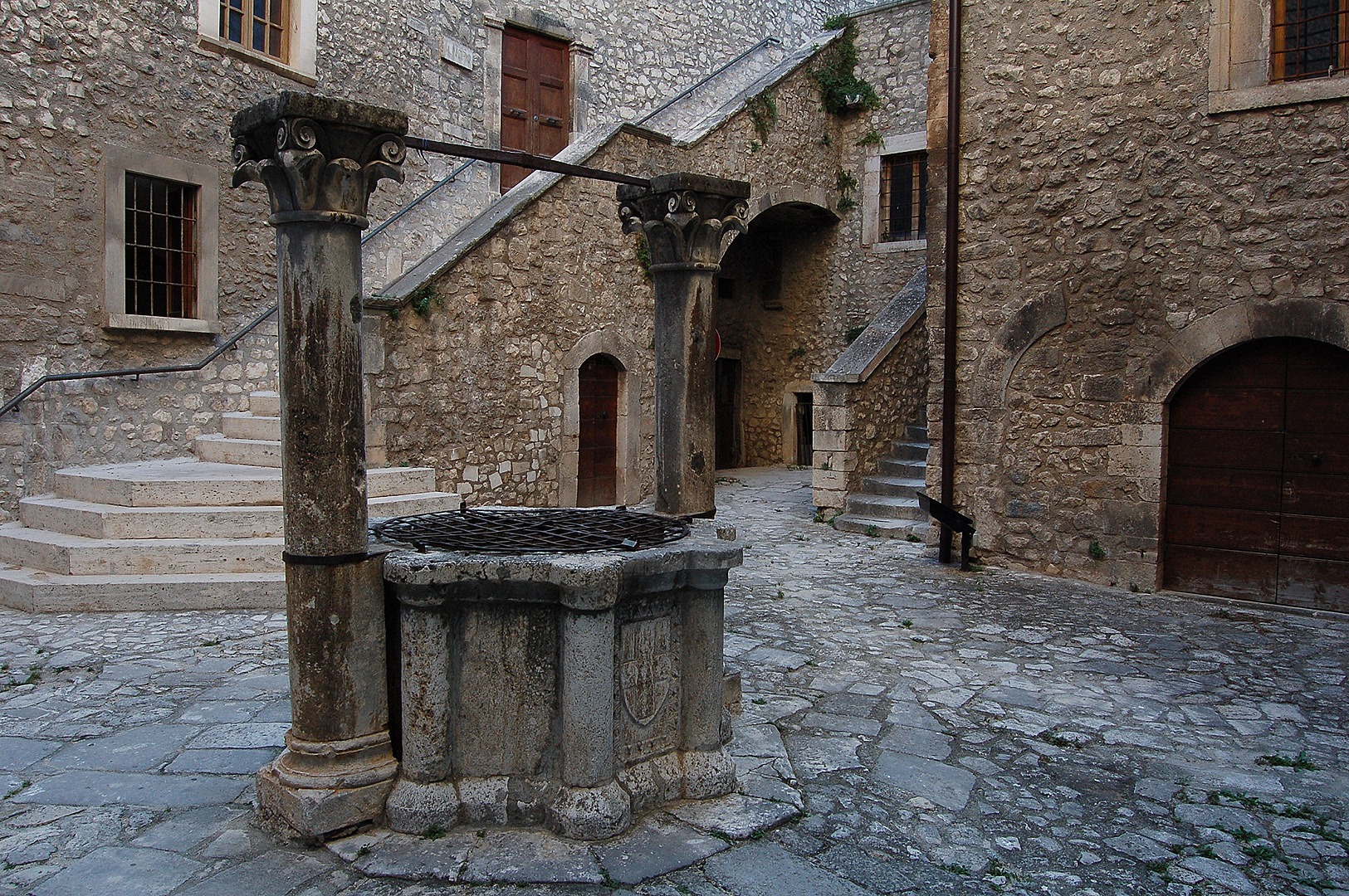 Capestrano (AQ, Abruzzen, Itali); Capestrano (AQ, Abruzzo, Italy)