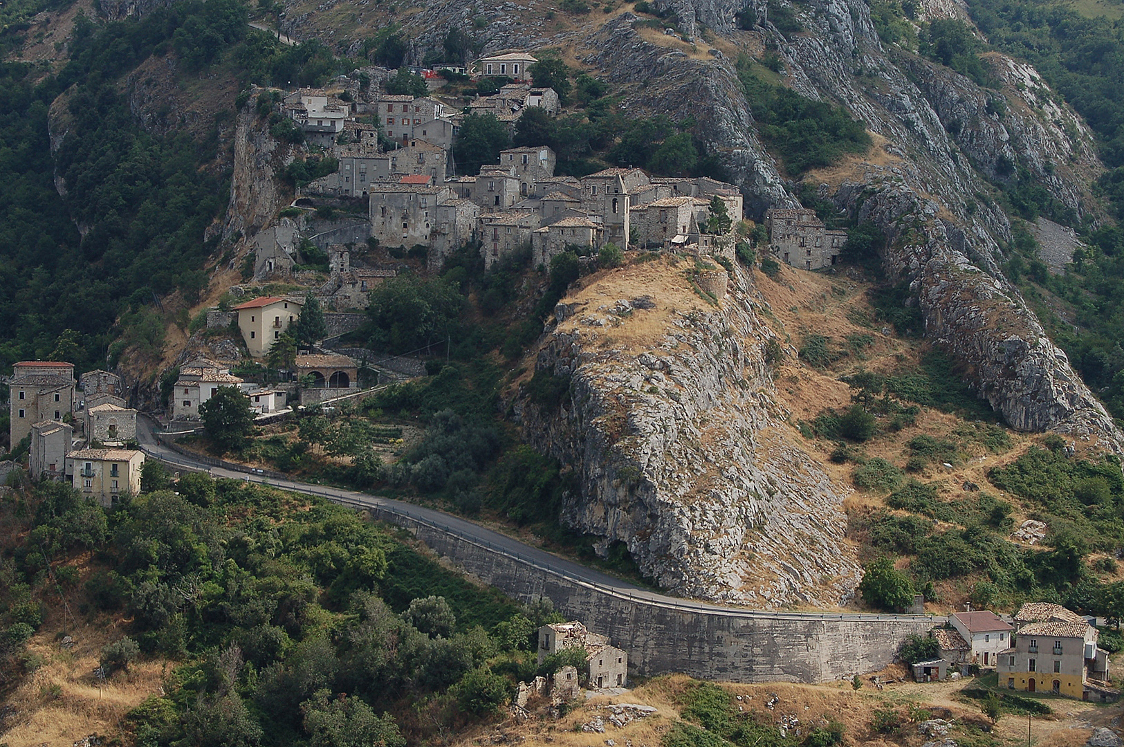 Corvara (Abruzzen, Itali); Corvara (Abruzzo, Italy)