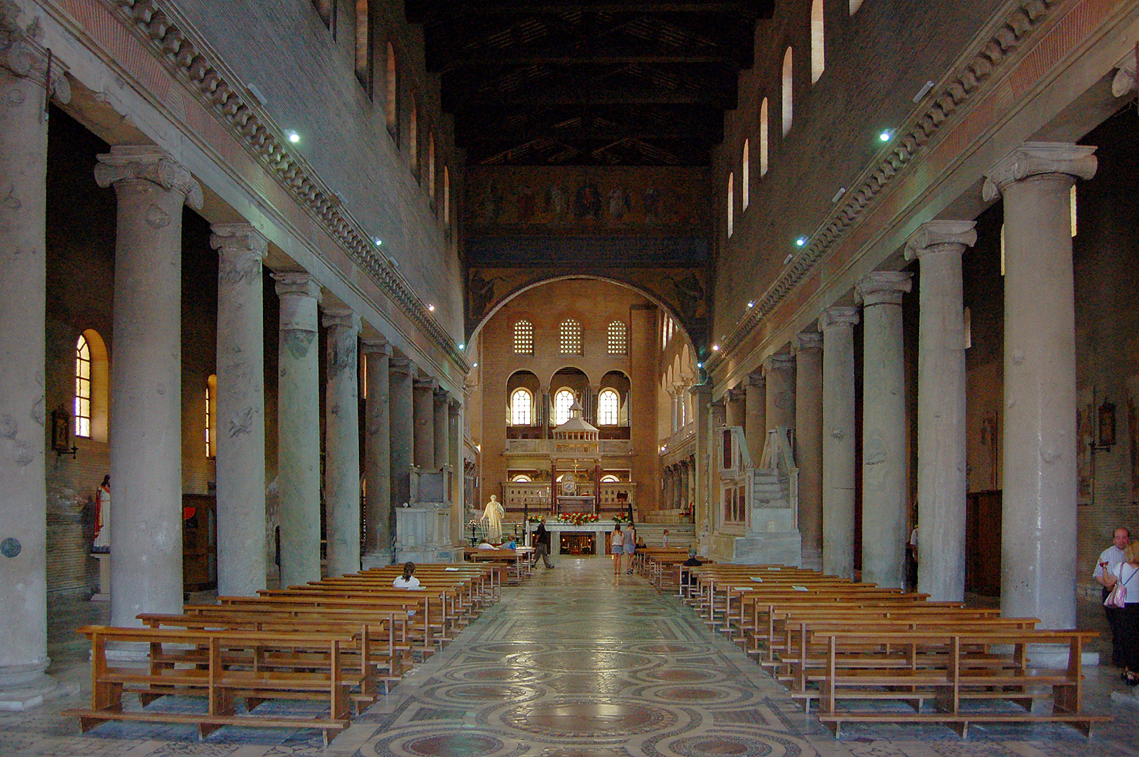 Sint-Laurentius buiten de Muren (Rome), Saint Lawrence outside the Walls (Rome)