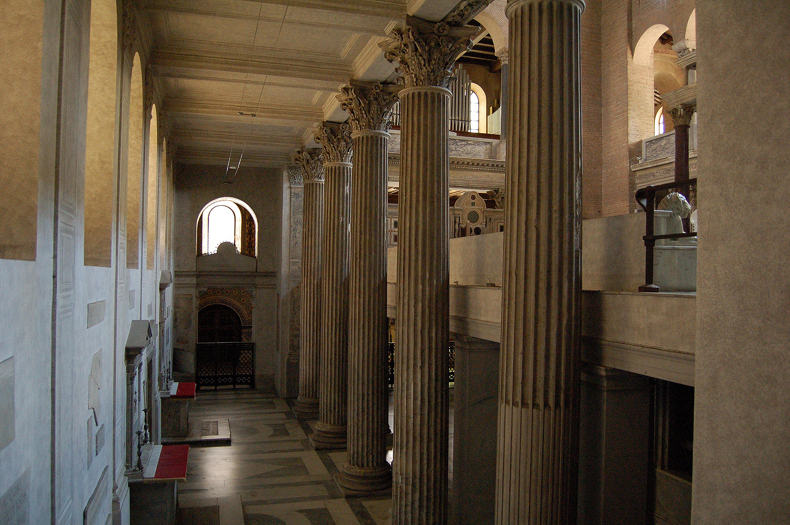 Sint-Laurentius buiten de Muren (Rome), Saint Lawrence outside the Walls (Rome)