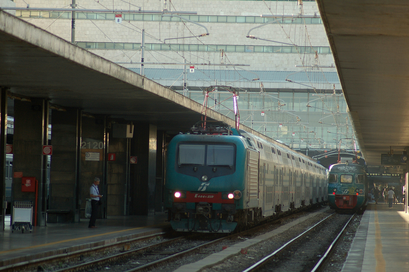 Station Roma Termini (Rome, Itali); Roma Termini railway station (Rome)