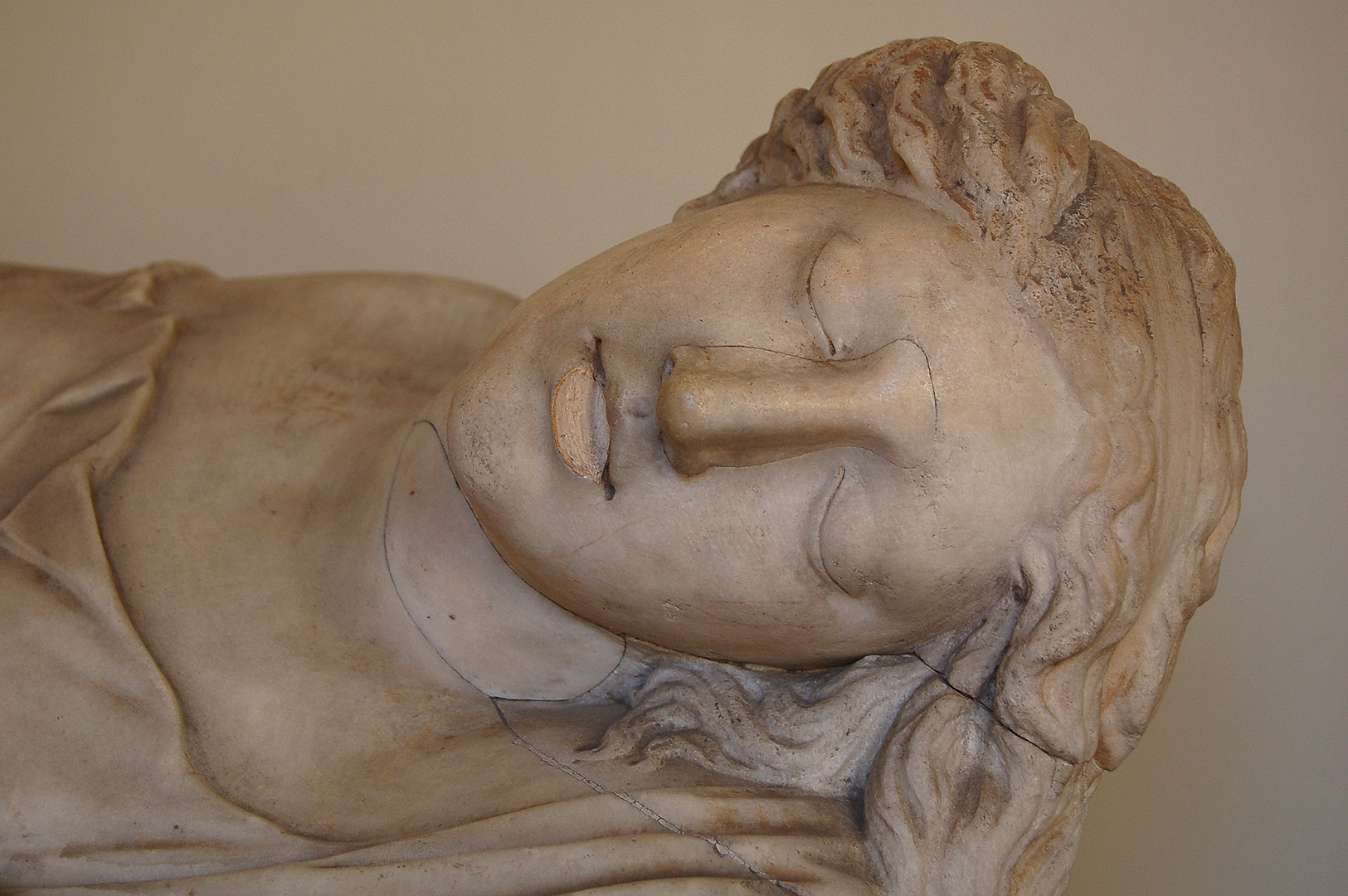 Slapende muse (?), Vaticaans Museum, Rome.; Sleeping muse (?), Vatican Museums, Rome