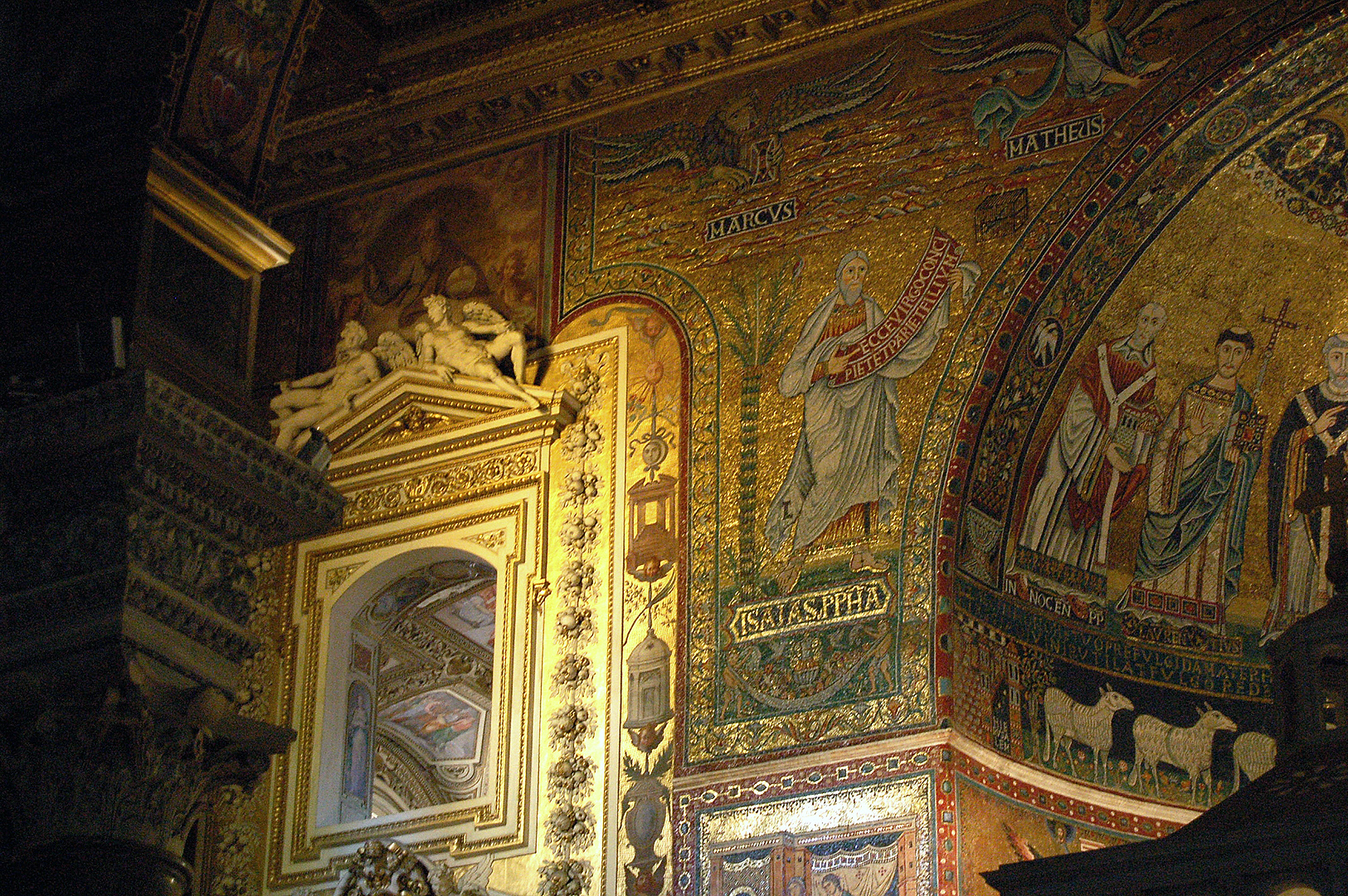 Basiliek van Santa Maria in Trastevere, Rome; Basilica of Our Lady in Trastevere, Rome, Italy