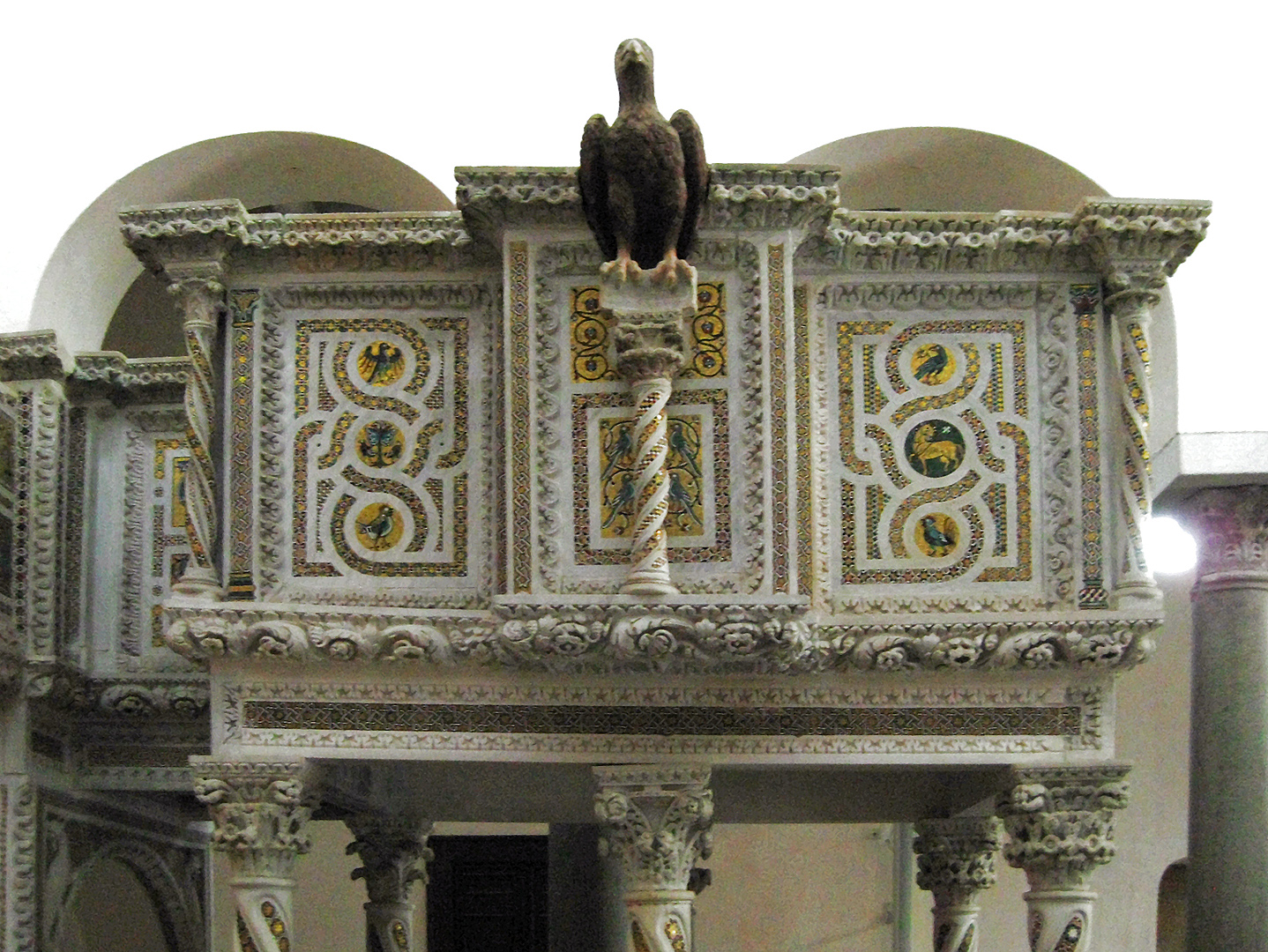 Evangeliekansel (Ravello, Campanië, Italië).; Pulpit of the Gospels (Ravello, Campania, Italy.