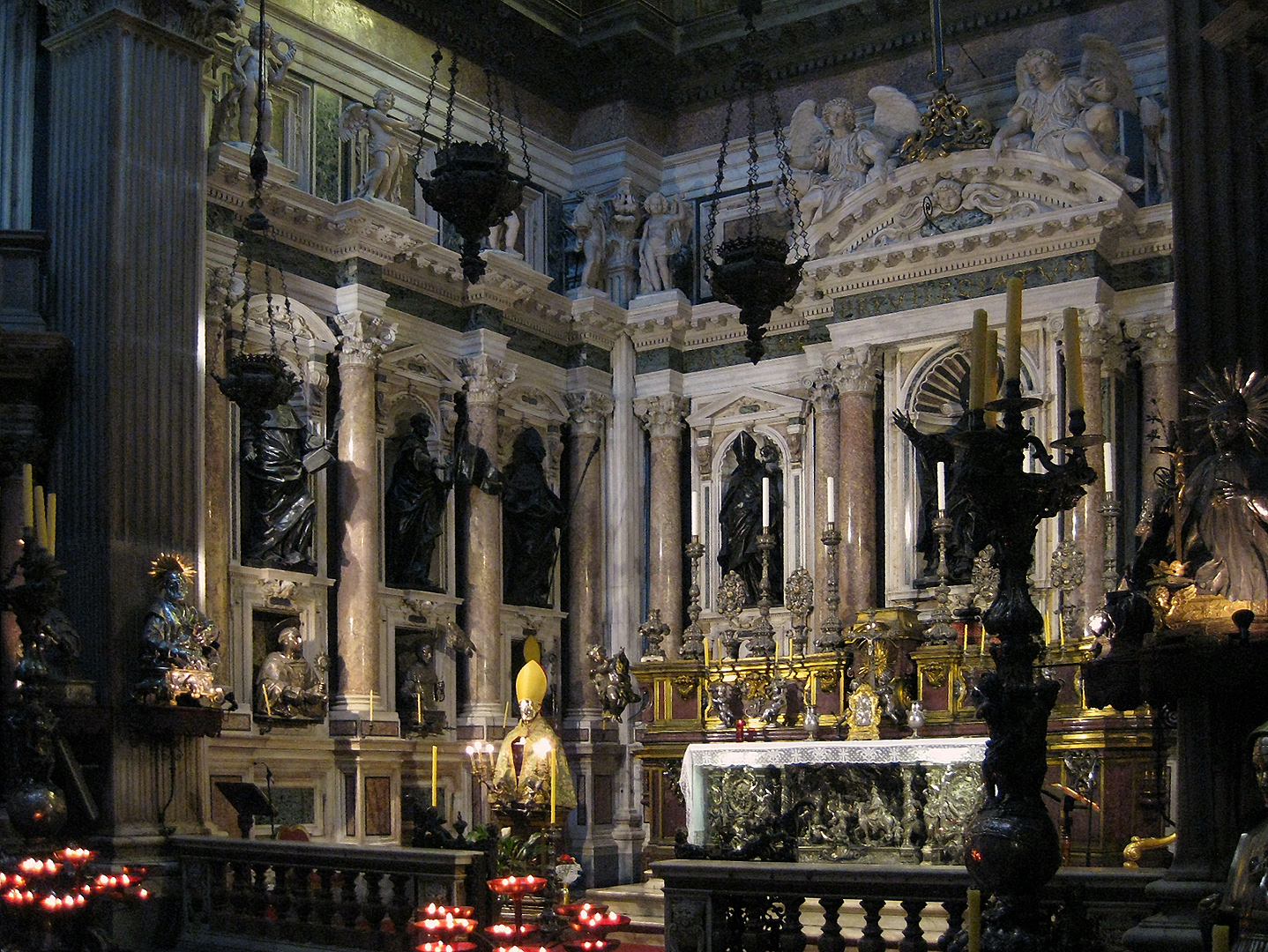 Dom van Napels (Campani); Naples Cathedral (Campania, Italy)