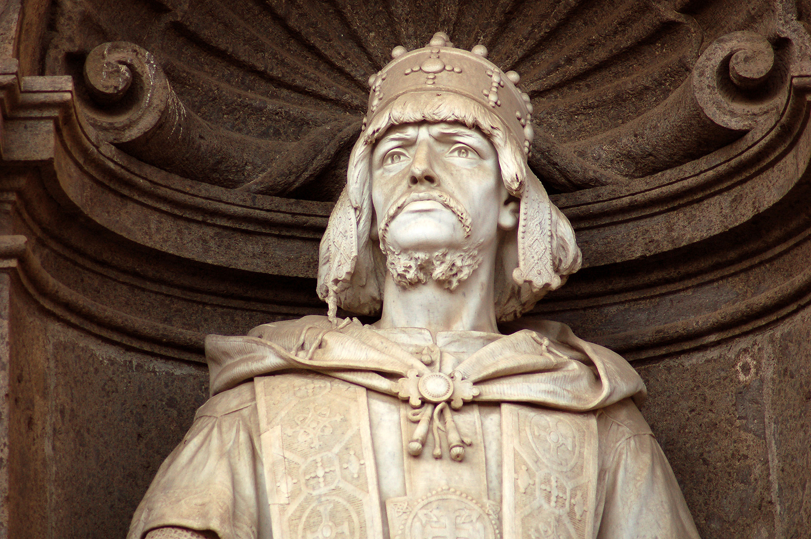 Rogier II van Sicili (Napels, Campani), Royal Palace, Naples (Campania, Italy)