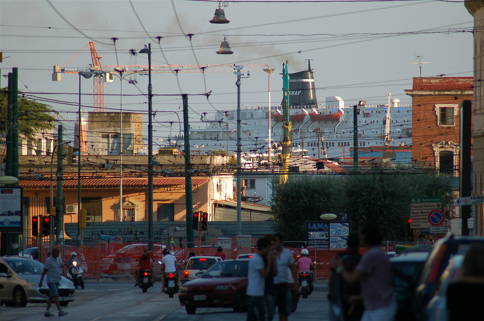 Corso Giuseppe Garibaldi, Napels (Campani), Corso Giuseppe Garibaldi, Naples (Campania)