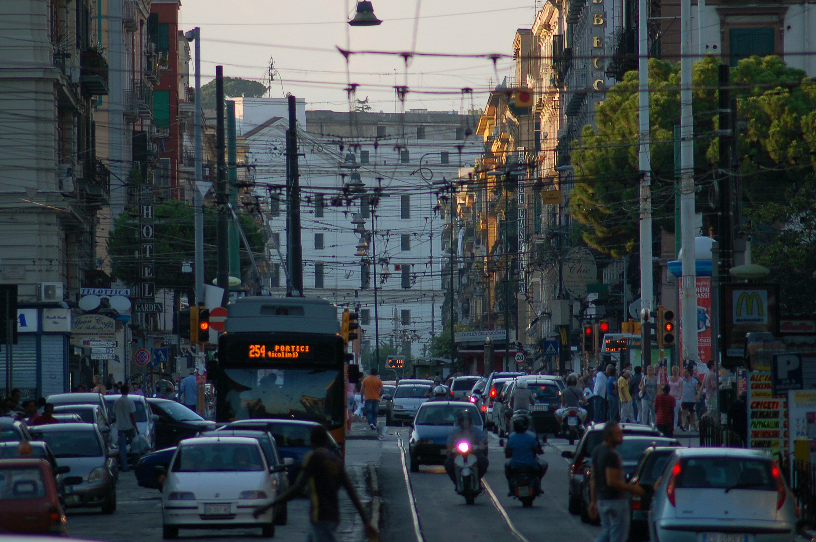 Corso Giuseppe Garibaldi, Napels (Campani), Corso Giuseppe Garibaldi, Naples (Italy)