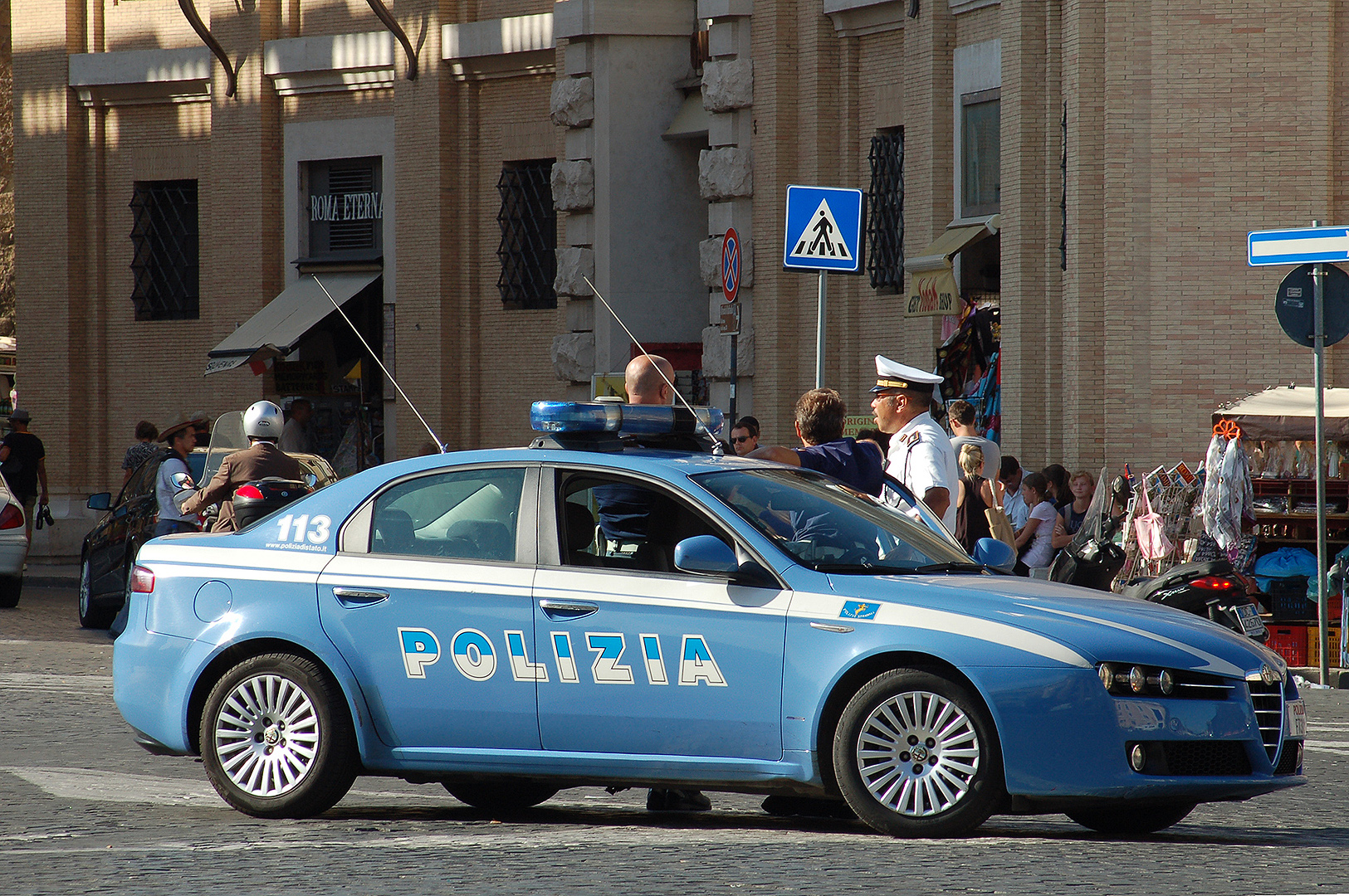 Alfa 159 Polizia (Sint-Pietersplein, Rome), Alfa 159 Polizia (Saint Peter