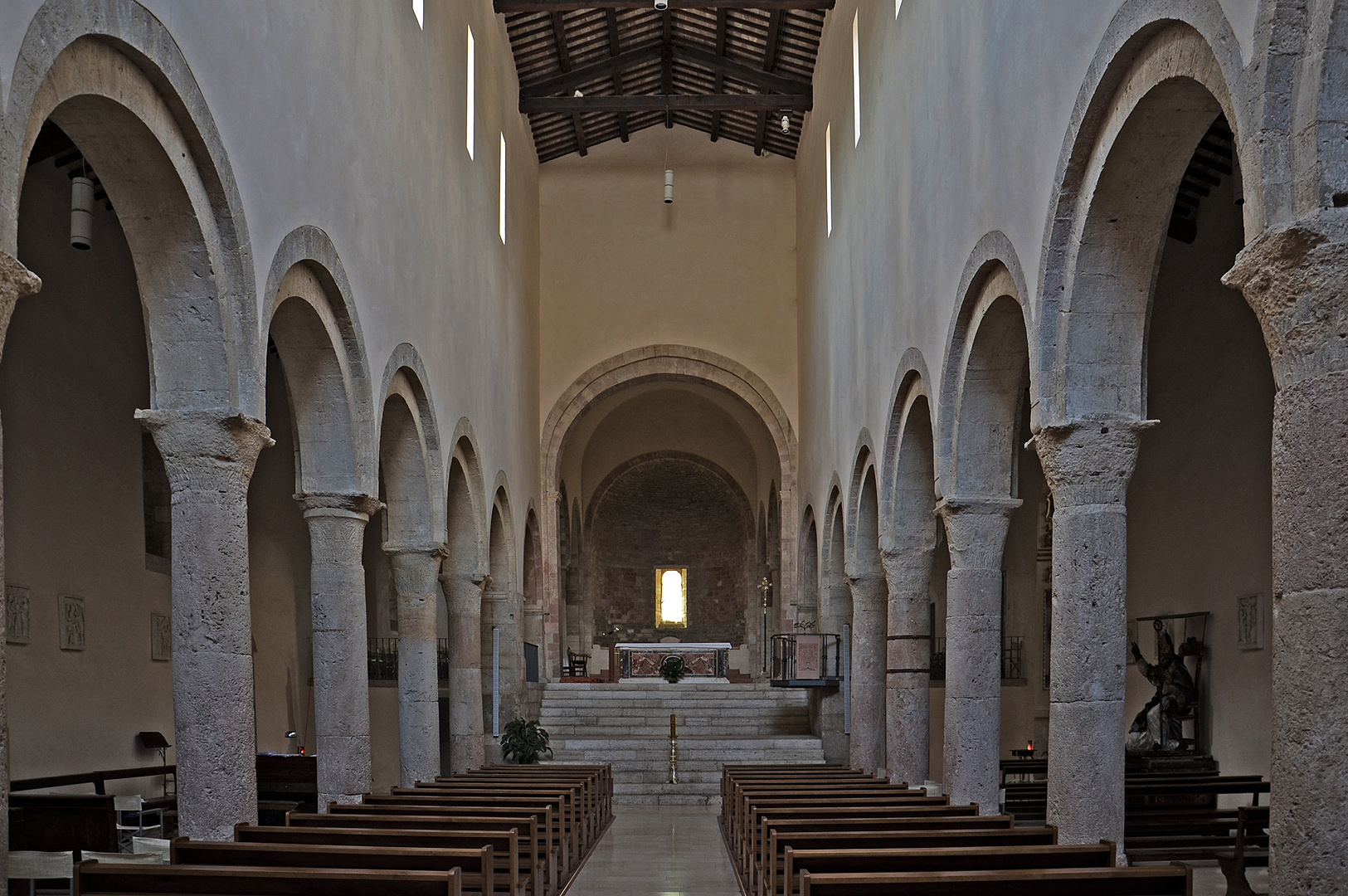 San Michele, Bevagna (Umbri, Itali), San Michele, Bevagna (Umbria, Italy)