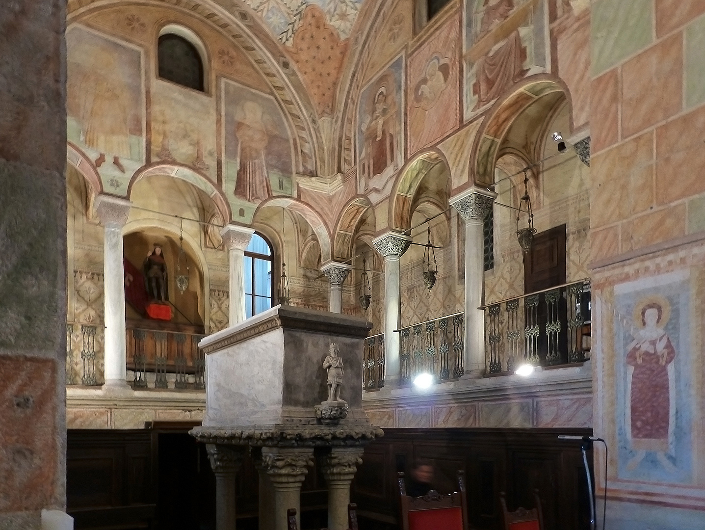 Tombe van de Heiligen Victor en Corona; Santuario Santi Vittore e Corona (near Feltre)