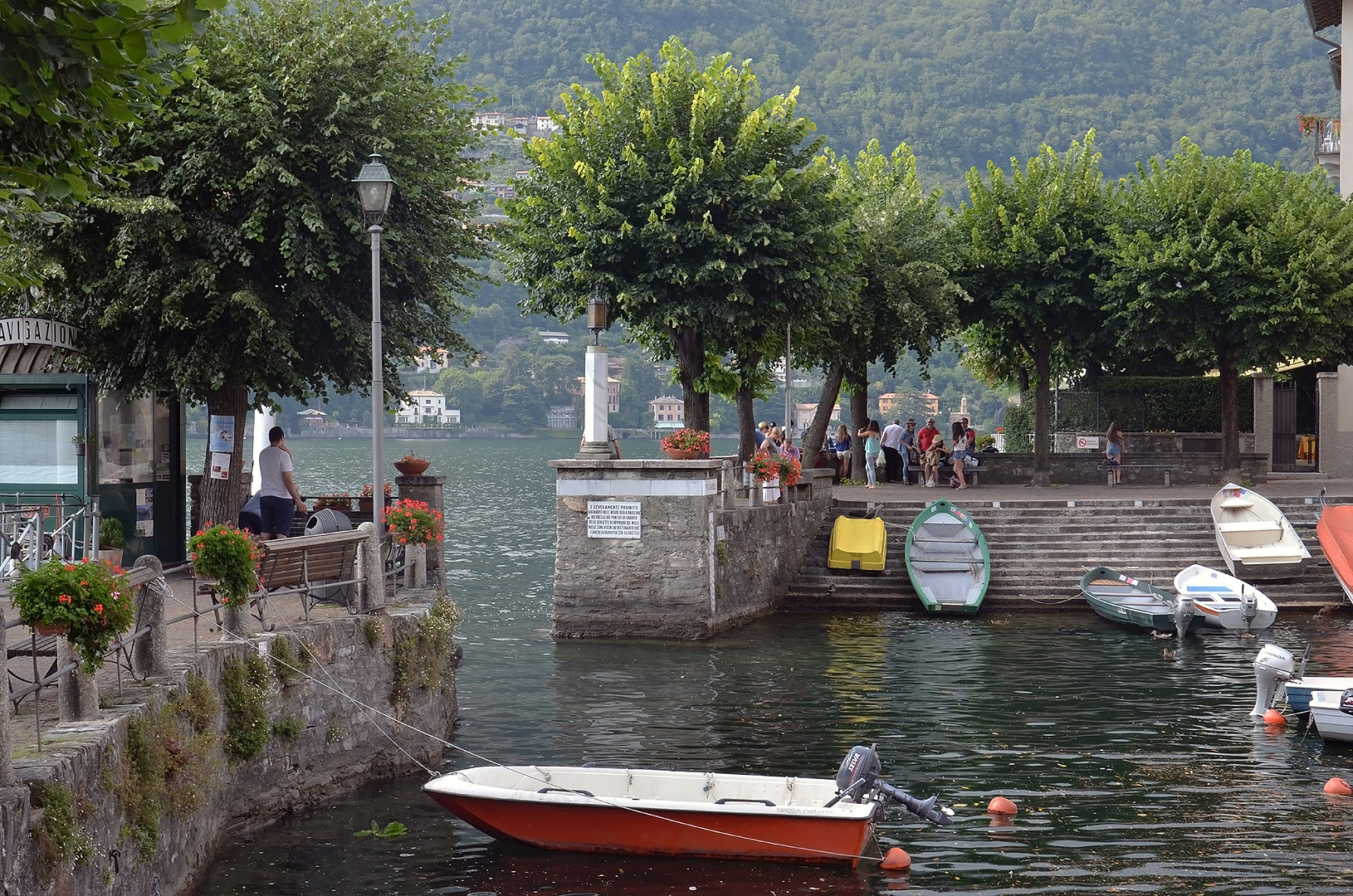 Torno, Comomeer (Lombardije, Itali); Torno, Lake Como (Lombardy, Italy)