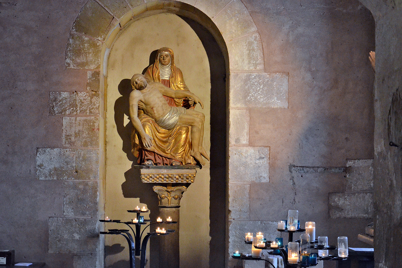 Abdijkerk van Sainte-Foy, Conques, Frankrijk; Abbey Church of Saint Foy, Conques, France