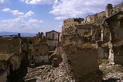 Ruines van Craco (MT, Basilicata, Itali), Ruins of Craco (MT, Basilicata, Italy)