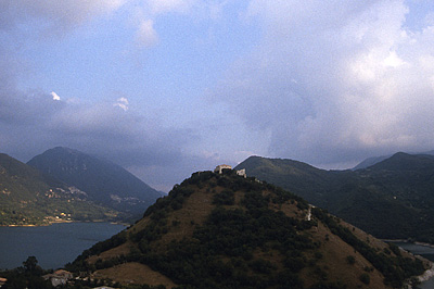 Castel di Tora (Lazio, Itali), Castel di Tora (Lazio, Italy)